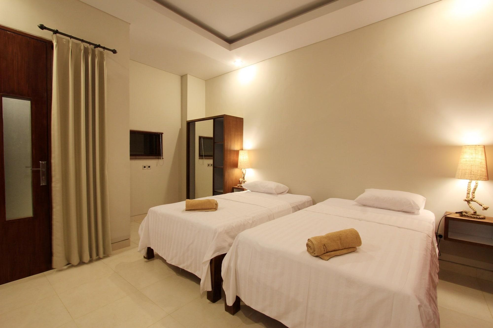 Saren Guest House Canggu Exterior photo