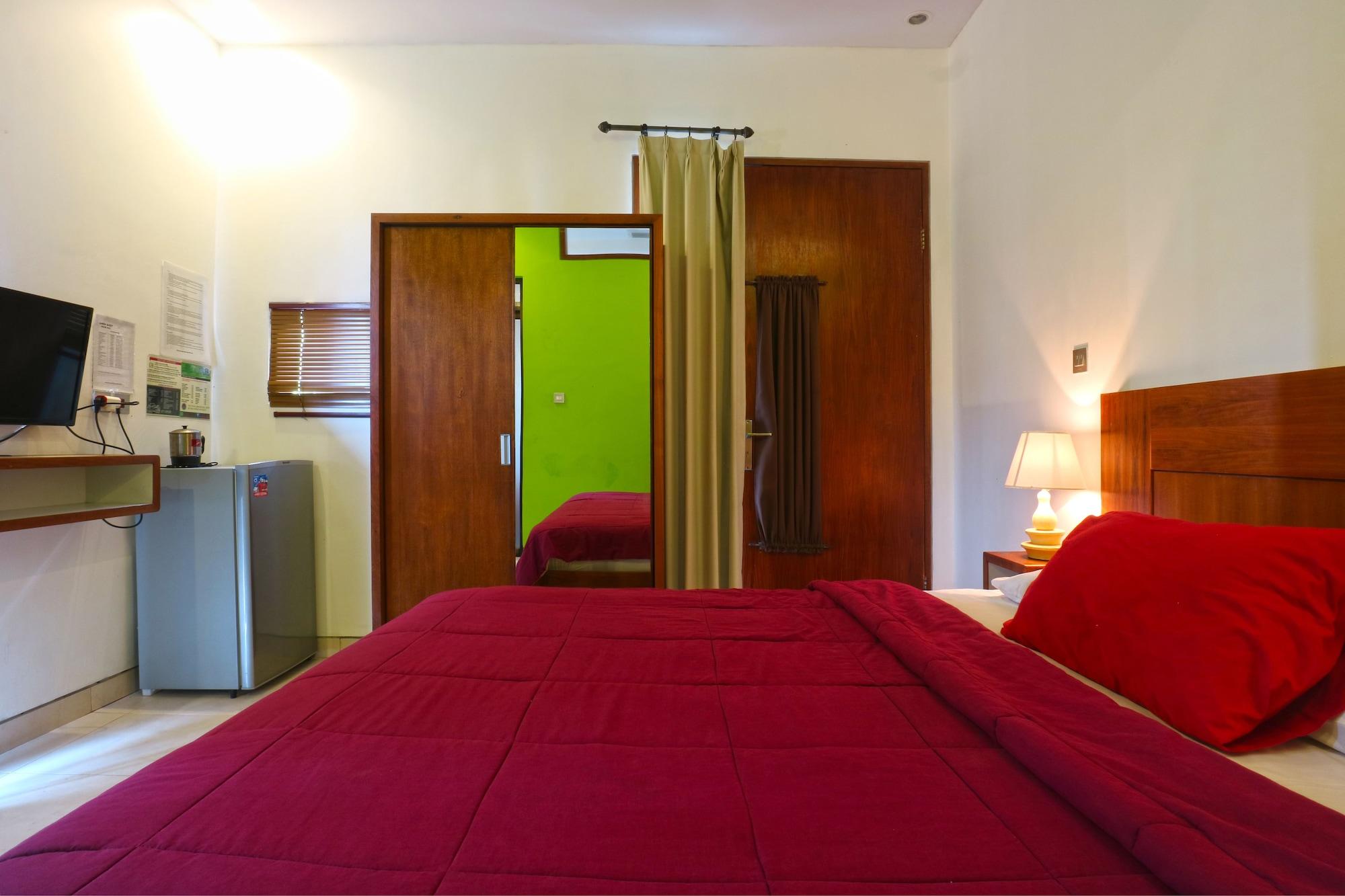 Saren Guest House Canggu Exterior photo