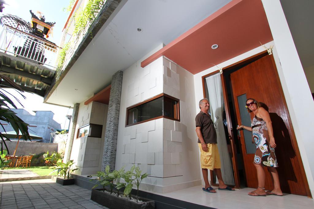 Saren Guest House Canggu Exterior photo