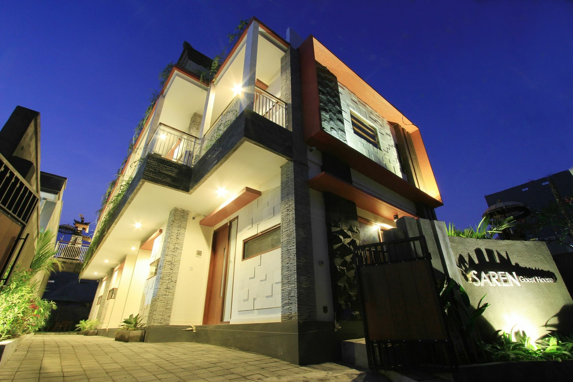 Saren Guest House Canggu Exterior photo
